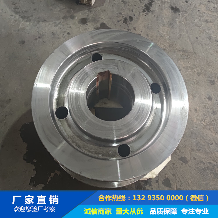 鐵水包運(yùn)輸車(chē)主動(dòng)輪鍛件.jpg